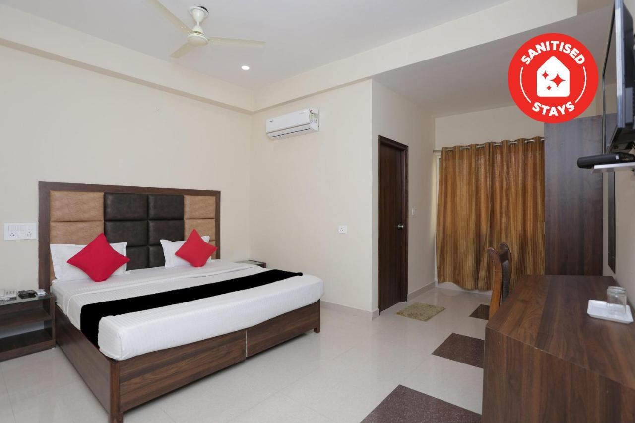 Capital O 37423 Golden Leaf Hotel Dehradun Ngoại thất bức ảnh