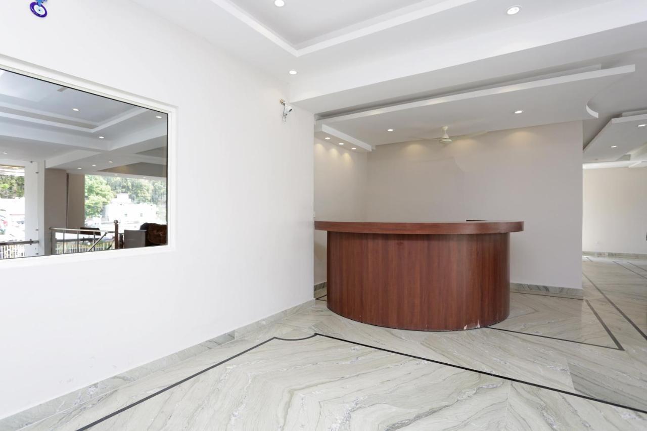 Capital O 37423 Golden Leaf Hotel Dehradun Ngoại thất bức ảnh