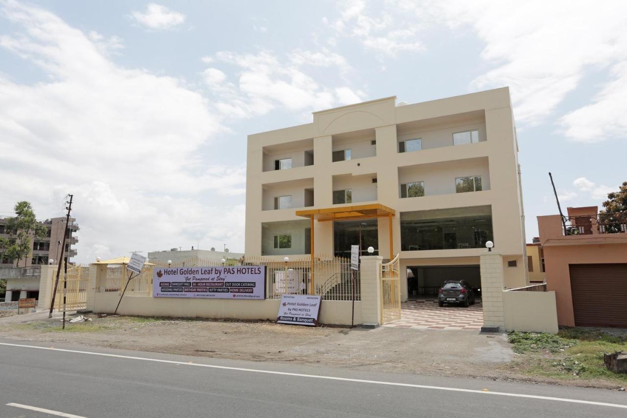 Capital O 37423 Golden Leaf Hotel Dehradun Ngoại thất bức ảnh